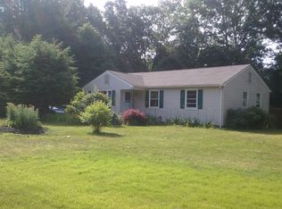 621 Maple Rd, Longmeadow, MA 01106