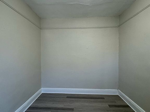 3rd image of 672 Grand St #2C