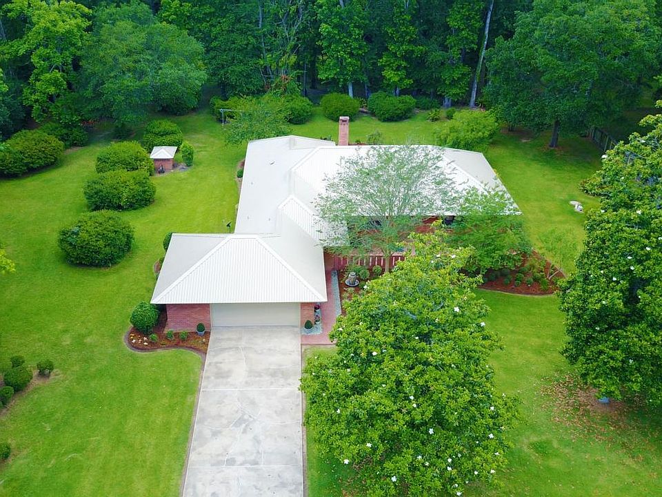 1st image of 232 Froeba Dr