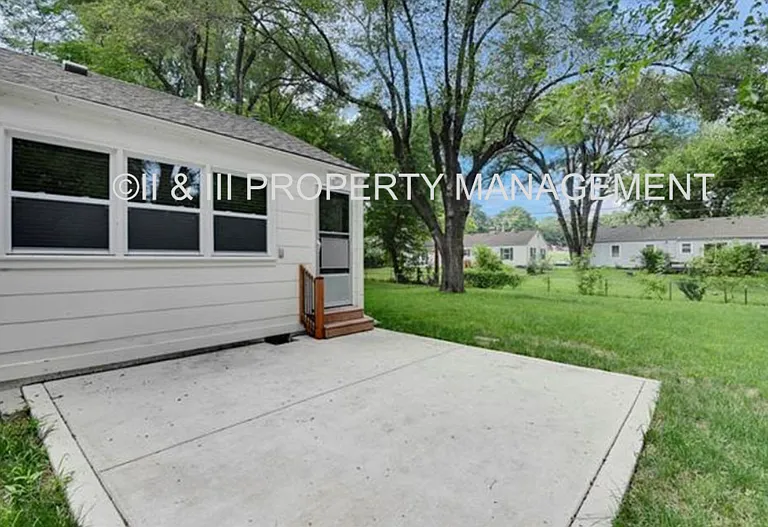 6406 W 72nd Ter — Photo 20