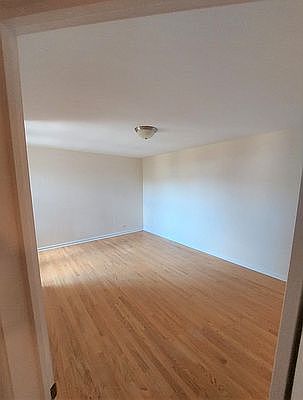5th image of 43-23 42nd St #407