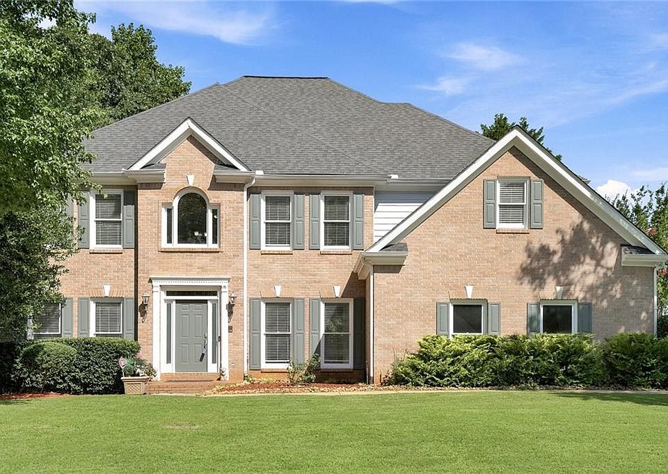 1st image of 1735 Riverglen Dr