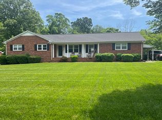 1322 Cedar Crest Dr, Graham, NC 27253