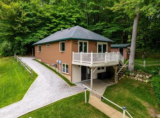 4291 Skinner Lake Rd, Lapeer, MI 48446