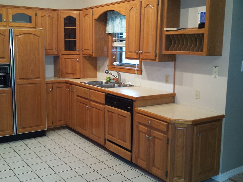 1st image of 301 W 21st St