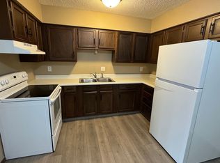 1011 S 3rd St, Bismarck, ND 58504