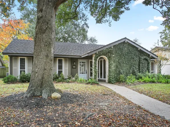 18306 Barbuda Ln, Houston, TX 77058