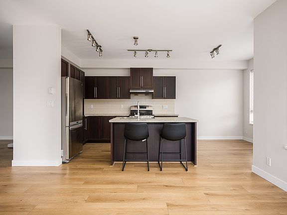 2nd image of 1125 Kensal Pl #113