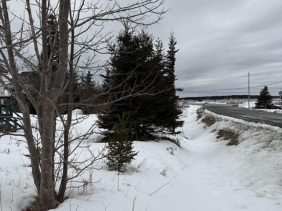 2nd image of 28 Cross Rd