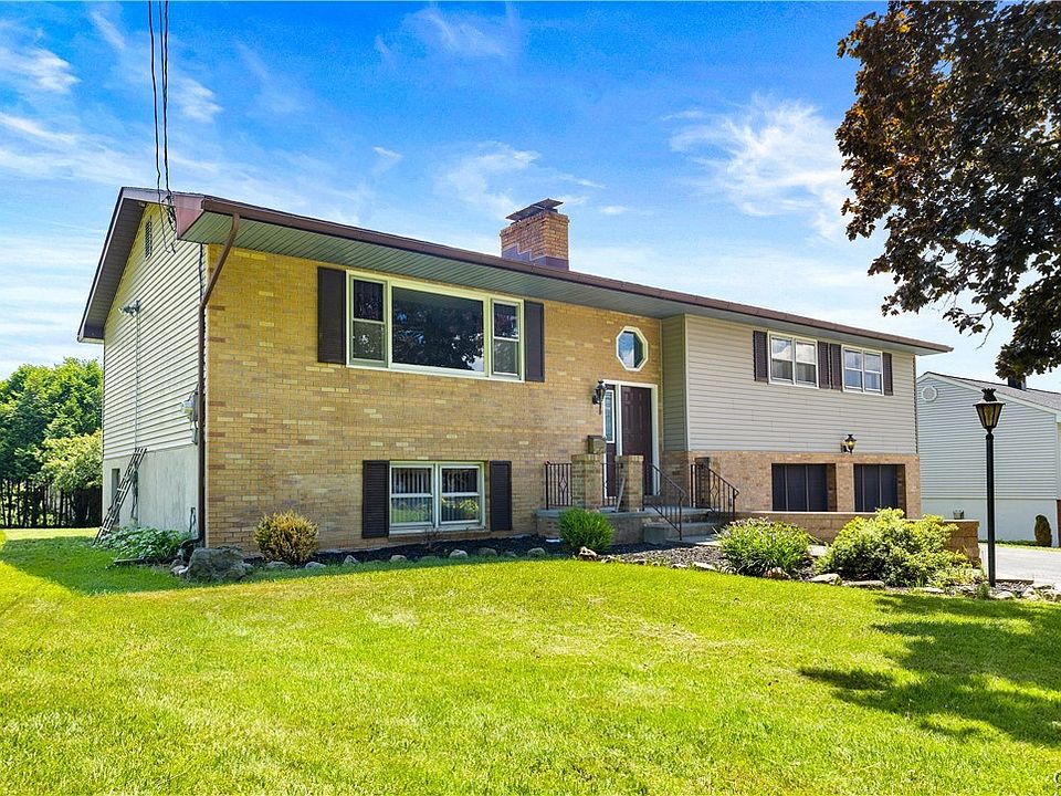 1st image of 464 Oakdale Ave