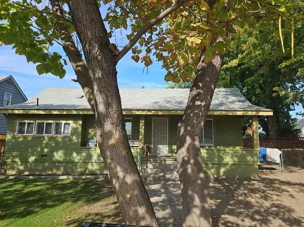 205 Pearne St, Toppenish, WA 98948