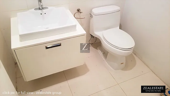 Rented by ZealEstate Group Inc | media 39