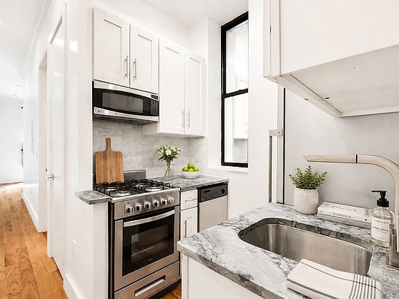 2nd image of 143 W 4th St APT 1FW