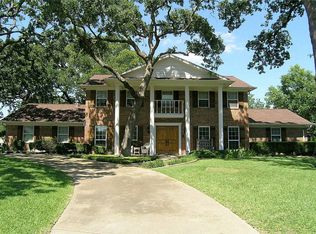 1312 Clover Hill Rd, Mansfield, TX 76063