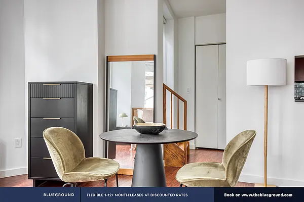 Rented by The Blueground | media 36