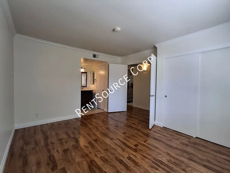 26901 Rainbow Glen Dr #643 — Photo 13