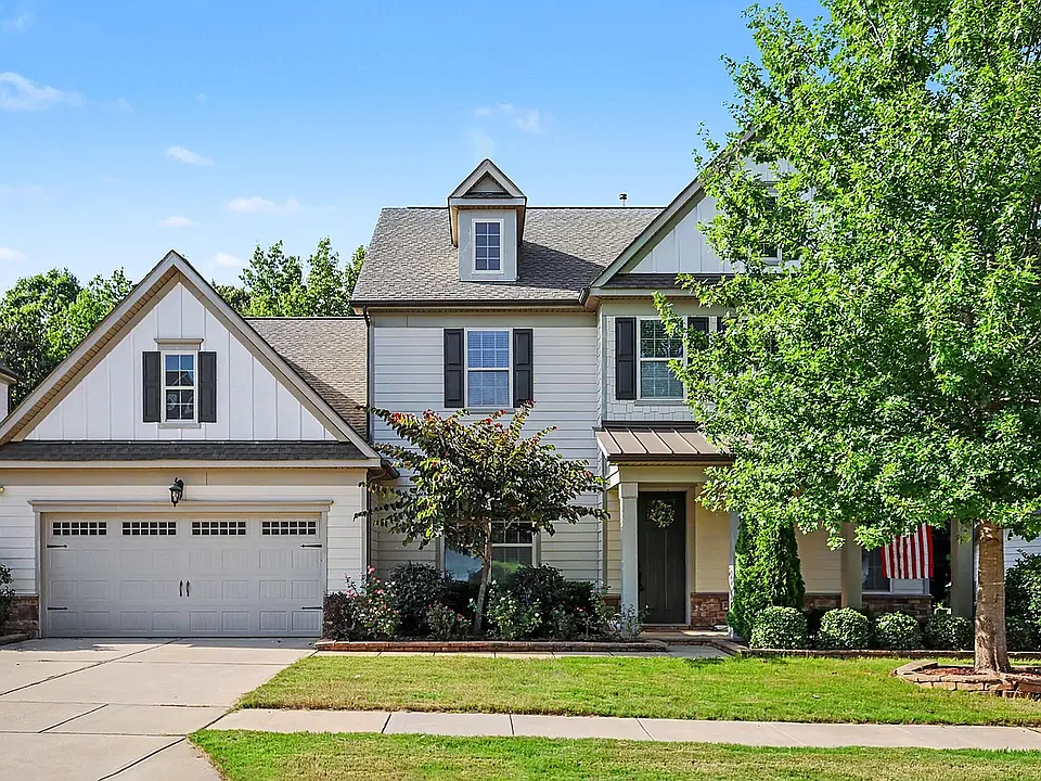 145 Barclay Dr