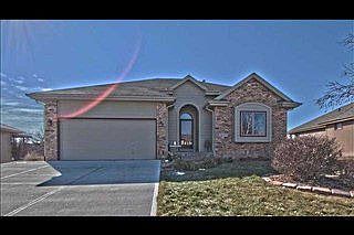 1st image of 16137 Josephine St