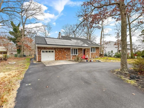34 N Mount Airy Ave, Egg Harbor Township, NJ 08234