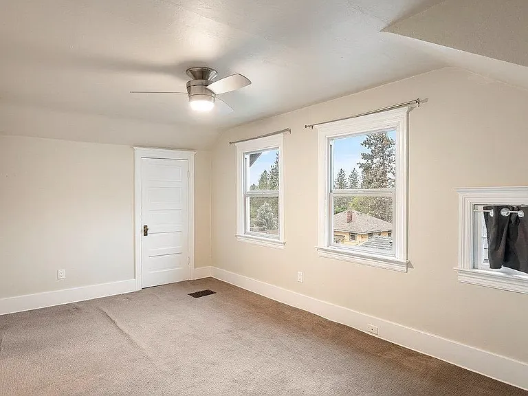 807 W 12th Ave — Photo 20