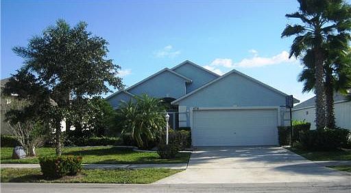 Home For Sale In Sawgrass Lakes
