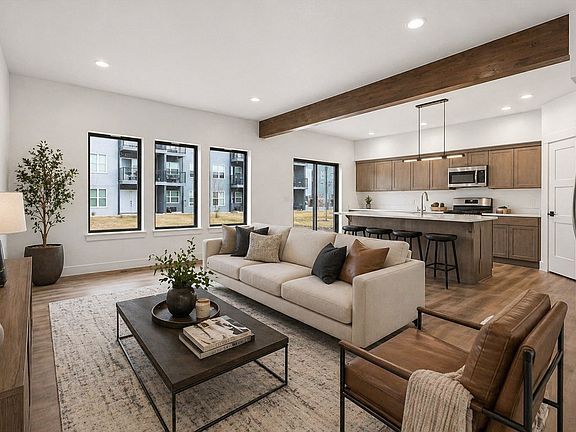 5th image of 2750 Riata Rd Unit B