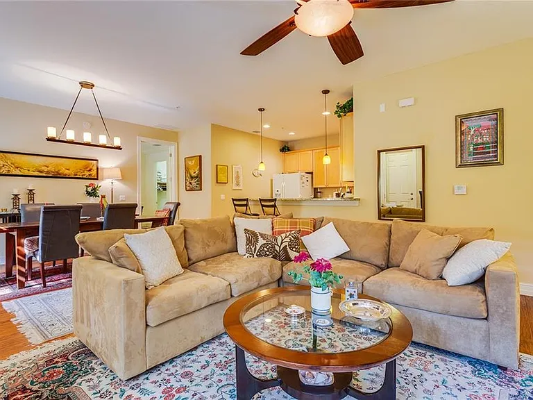 9088 Chula Vista St #108-3 — Photo 7