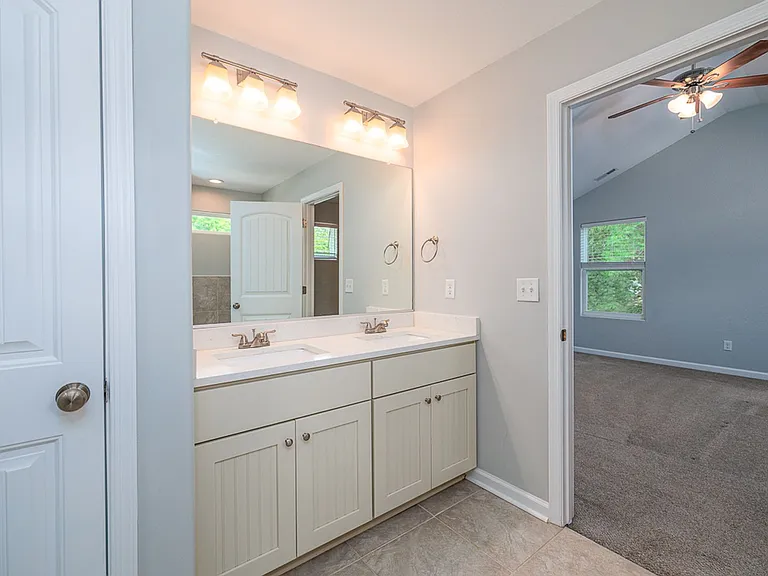 1311 Sunset Dr — Photo 31