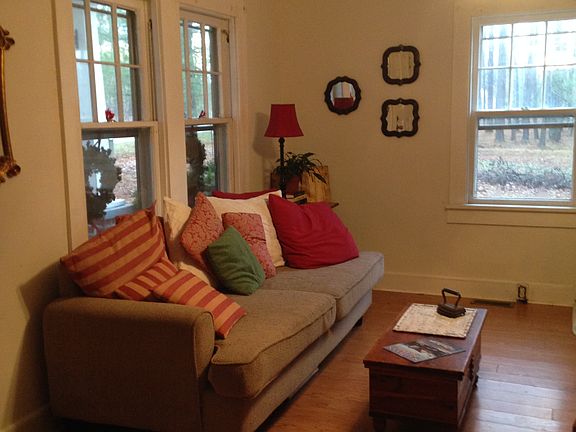 Snip if the open living room open to dining room!