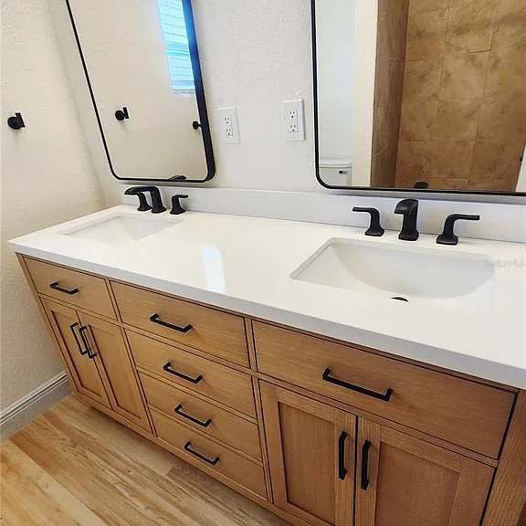2494 Del Rio Way — Photo 18