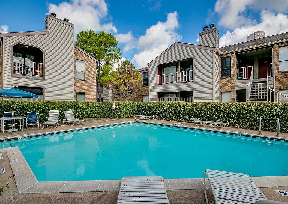1st image of 2025 Augusta Dr APT 604