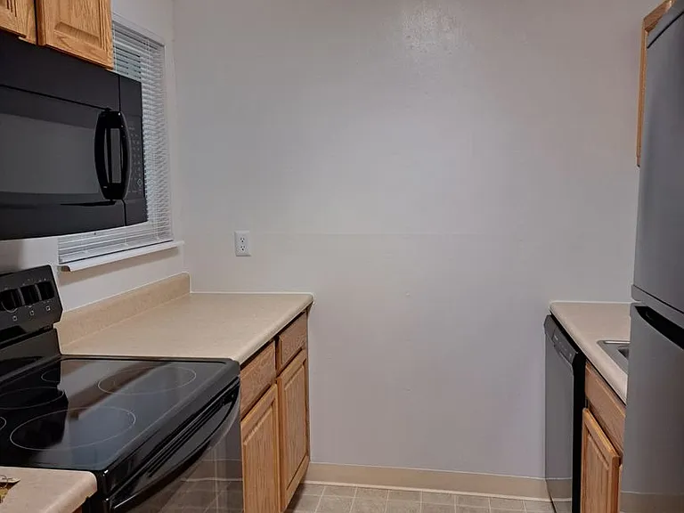 Bent Oak Apartments — Photo 7
