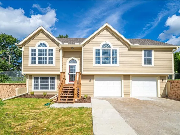 10 Antelope Cir, Saint Joseph, MO 64506