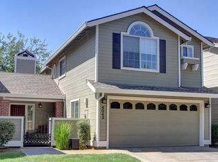 4043 Eastwood Village Ln, Carmichael, CA 95608