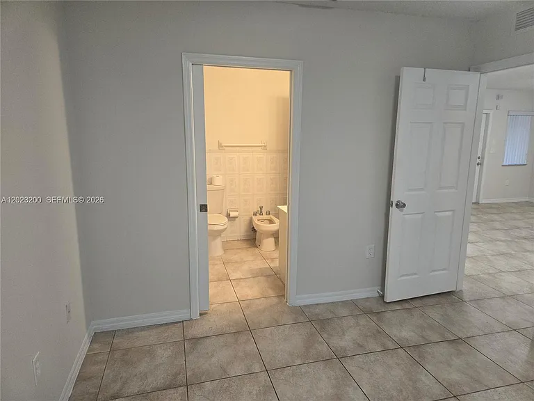 9400 SW 169th St #0 — Photo 11