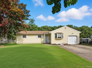 87 Bellwood Avenue, South Setauket, NY 11720