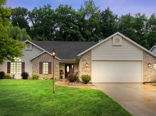 9624 Shorewood Trl, Fort Wayne, IN 46804