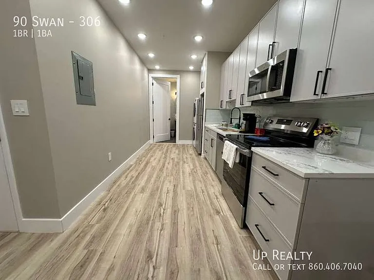 90 N Swan St #306 — Photo 60