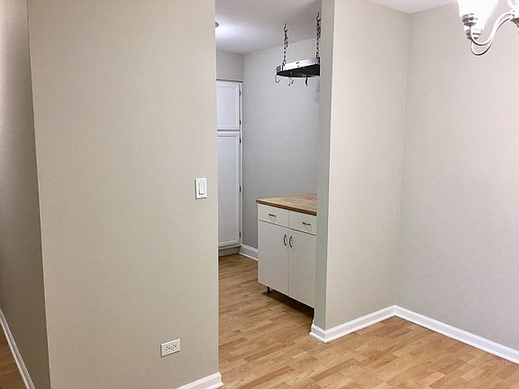 4th image of 1465 N Winslowe Dr APT 303