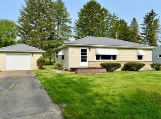 635 Terry Ln, Winona, MN 55987