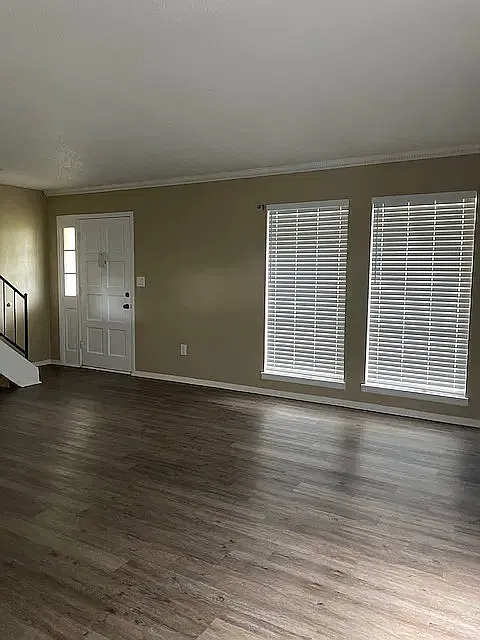 2 bed, 1.5 bath, 924 sqft, $1,450 — Photo 4