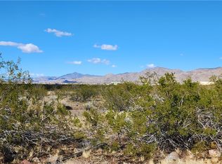 W Collins Dr, Golden Valley, AZ 86413