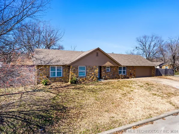 1631 Valley Pkwy, Claremore, OK 74017