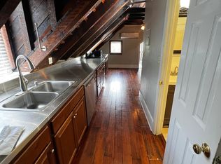 28 Blake St OFC D, Charleston, SC 29403