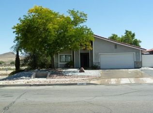 26387 Corona Dr, Helendale, CA 92342