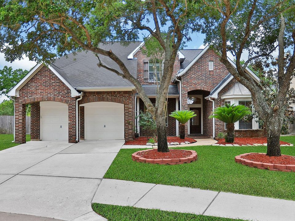 1st image of 6426 Middlelake Ct