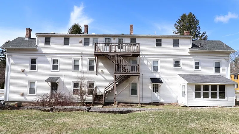 6 Maple Ave #D