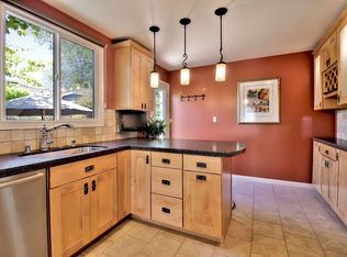 2330 Roosevelt Ave, Redwood City, CA