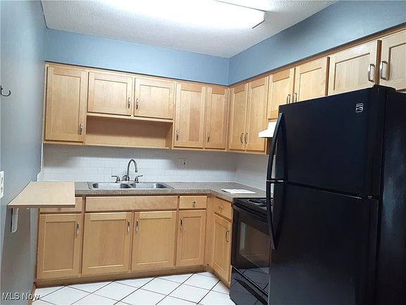 2nd image of 23853 David Dr Unit 207
