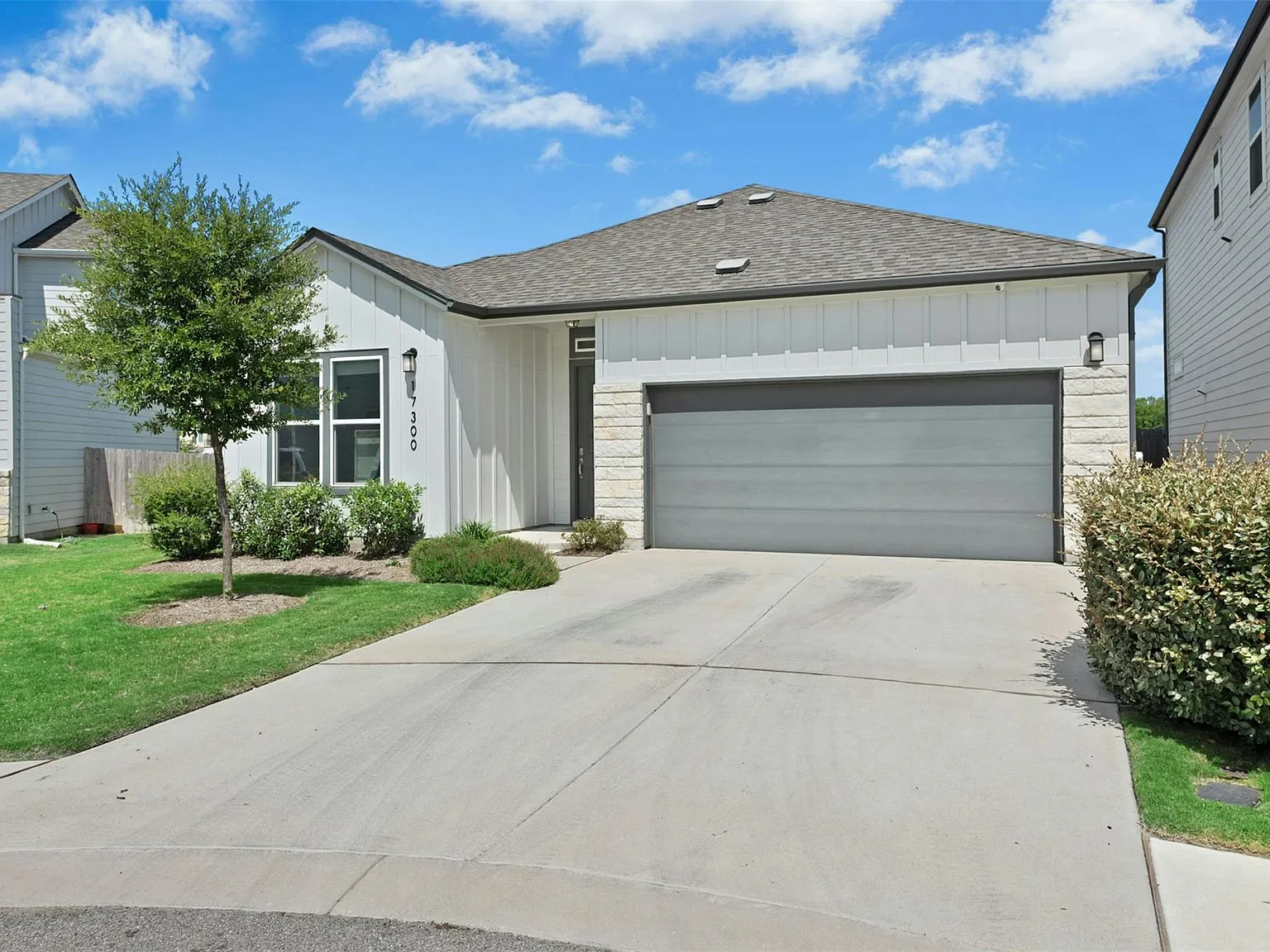 3 bed, 2.0 bath, 1458 sqft, $2,150 — Photo 1